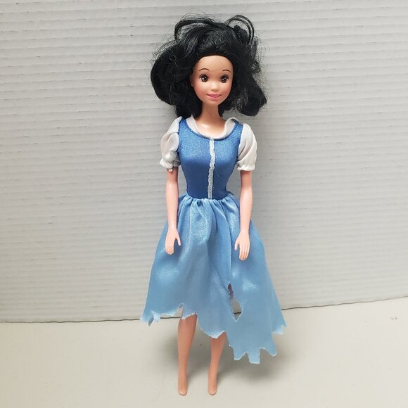 Disney Snow White Doll Mattel 1992 - Picture 2 of 8